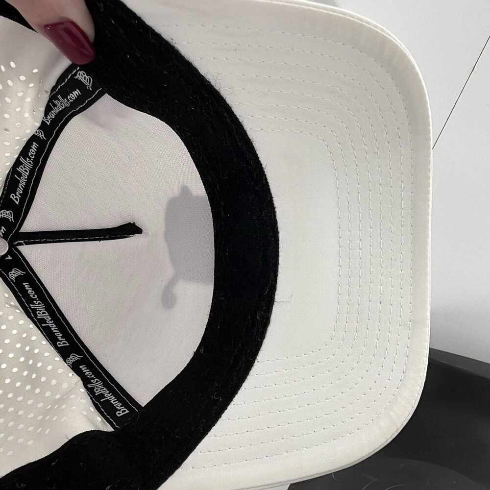 Branded Bills Nash White Golf Hat Snapback Rope Performance Cap - Picture 8 of 15